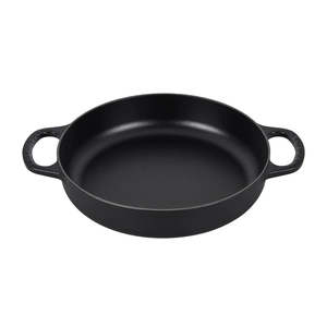 Le Creuset Signature Cast Iron Everyday Pan - 28cm