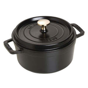 Casseroles Dutch Ovens: Staub Cast Iron Round Cocotte - 18cm