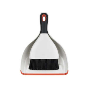 Cleaning: OXO Good Grips Dustpan & Brush Set