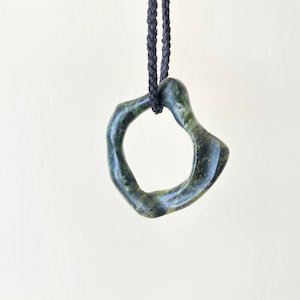 Products: Serpentinite Whelk Ring Necklace