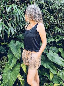Sale: Wild Shorts ~ Linen ~ S/M