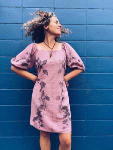 Pink Puff Sleeved Dress ~ Linen ~ L