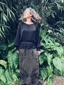 Thick Walnut Skirt ~ Merino ~ XL ~ NEW