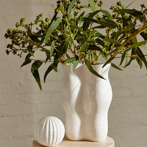 Homeware: AUGUST WAVY CREAM VASE