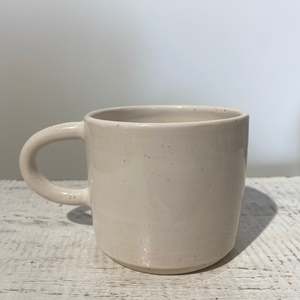 Magnolica 1: Magnolia Lane White Handle Mug