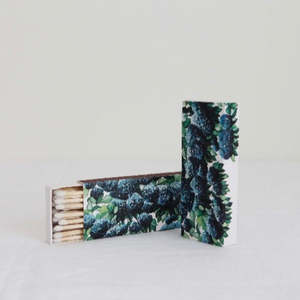 Kingdom: KINGDOM - LONG MATCHES HYDRANGEA DESIGN