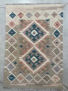 Living: Vintage Handwoven Rug 90 x 60 cm - piece 352