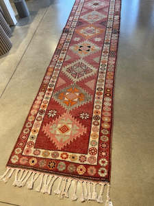 Living: Vintage Handknotted Turkish Herki Runner 377cm x 80cm