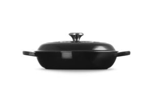 Signature Shallow Casserole 30cm-Matte Black