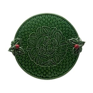 Bordallo Pinheiro: Strawberries  Cheese Plate