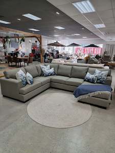 Chateau Corner Chaise Lounge Suite