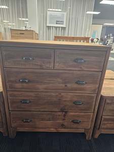 Occasional Furniture: Dandou Chest With Draws