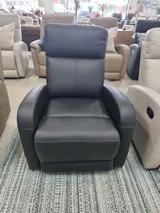 Recliner: Lexi Manual Recliner Black