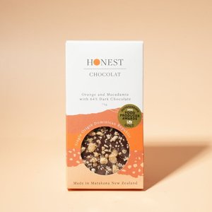Chocolate Bars: Orange & Macadamia - Dark Chocolate Bar - 64% Cacao