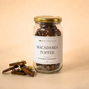 Chocolate Treats: Macadamia Toffee with Milk Chocolate