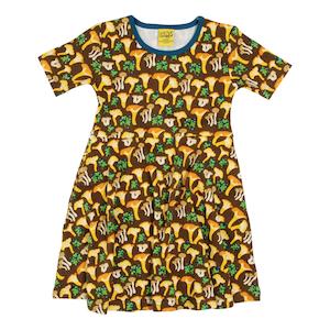 Duns Spring 2022: Chantarelle Short Sleeved Skater Dress