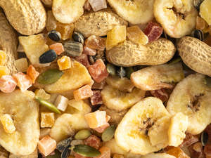 Feed: Topflite Exotic Parrot Treat Mix