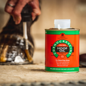 Hoof Care: CDM Cornucrescine Tea Tree Hoof Oil 500ml