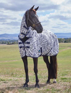 Weatherbeeta Comfitec Limited Edition Fly Sheet Combo Cover