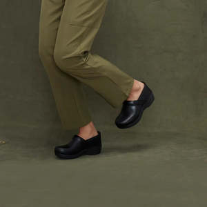 New Tack: Dansko XP 2.0 Waterproof Clog