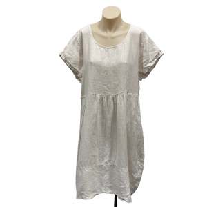 Dresses: Basic Dress - Size M