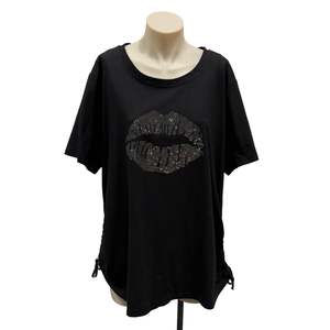 Tops: Lip Tee - Size 20