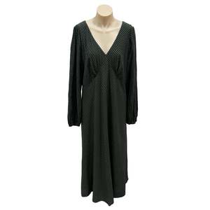 Dresses: Maxi Dress - Size 18