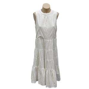Dresses: White Tiered Dress - Size 10