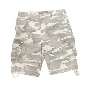 Rewind Collection: Camo Cargo Shorts - Size 36