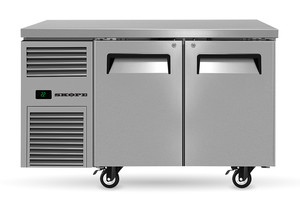 Products: SKOPE REFLEX RF7 2 DOOR HORIZONTAL FREEZER - Hospitality Rentals