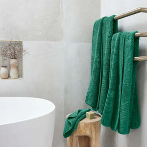 George St Linen Super Pile Cotton Towel | Emerald