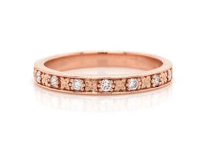 8 Stone Floral Eternity Ring 0.19ct TDW