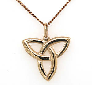 Gold Pendants: CELTIC TRI PENDANT