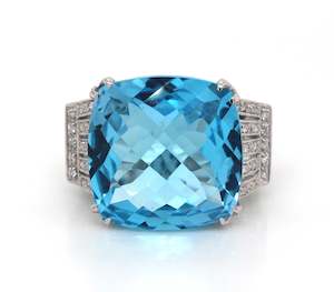 Vintage Art Deco: Large Checkerboard Cut Ring