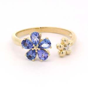 Coloured Stone Rings 1: Tanzanite and Diamond Flower Ring