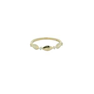 Diamond Rings: Diamond Leaf Band Ring