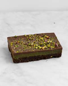 Pistachio Knafeh Crunch Slab
