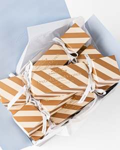 Milk Chocolate Bar: 6 Pack Pretzel Peanut Crunch Christmas Cracker Gift Box