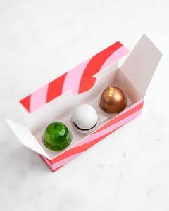 Christmas: 3 Piece Christmas Bonbon Selection - Red