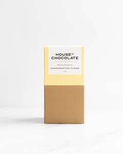 Roasted Macadamia Handcrafted Fudge Wholesale
