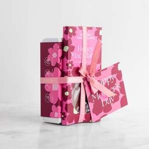 Mothersday: Honey Macadamia Bar + 6pc 'Lots of Love' Bonbon Box Duo