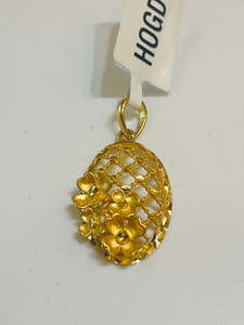 Pendants: P0022