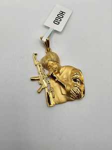 Pendants: P0008