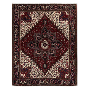 Persian: Fine Hand-Knotted Persian Heriz Wool Rug 230 x 295 cm