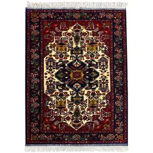 Fine Hand-knotted Gochan Persian Rug 140cm x 188cm