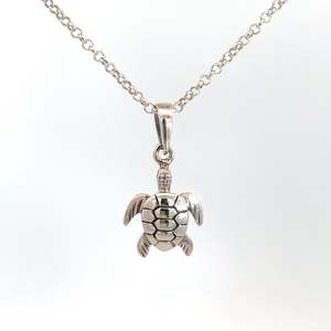 Necklace: Sterling Silver Turtle Pendant and Chain