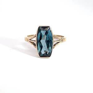 9ct Yellow Gold Zircon Ring Pre Loved