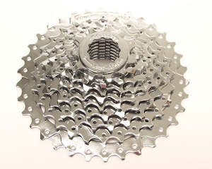 Cassettes: SRAM PG950 Cassette 9-Speed