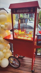 Party Equipment: Pop Corn Machine