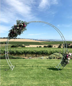 Backdrops Walls Photo Booths: Circular Frame